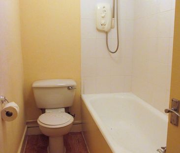 Basement Flat, 17 Summerfield Terrace, AB24 5JB, Aberdeen - Photo 2