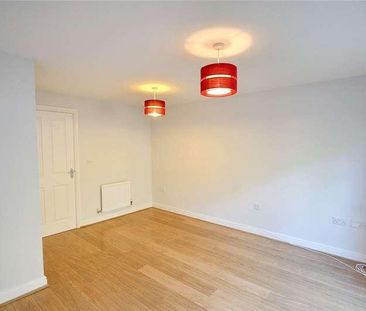 Houghton Close, Asfordby Hill, Melton Mowbray, Leicestershire, LE14 - Photo 5