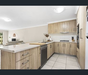 Modern 3-Bedroom Home – Walk to USQ - Photo 2