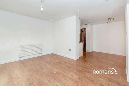 Bourne Avenue, Windsor, SL4 - Photo 3