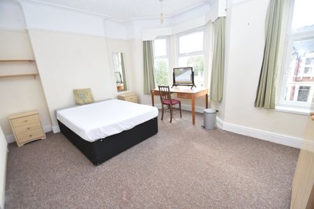 2 bed flat to rent in Amesbury Road, Roath, CF23 - Photo 5