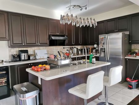 For Lease - 16 William Bartlett Drive, Markham, Ontario - Photo 3