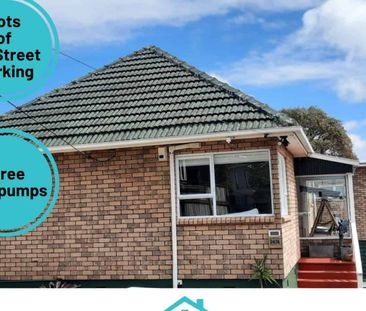 Spacious 3-Bed Family Haven: Prime Location! - Photo 3