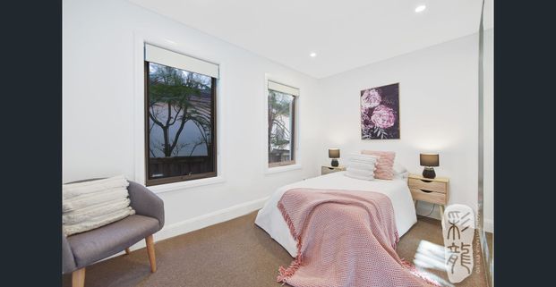 Elegant Family Home in Leafy Wahroonga with Spacious Interiors, Modern Renovations, and Walkable Access to Schools, Shops & Transport - Photo 1