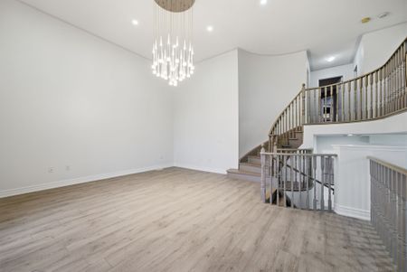 For Lease - 265 South Ocean Drive Unit# Main & Second Floor, Oshawa, Ontario - Photo 4