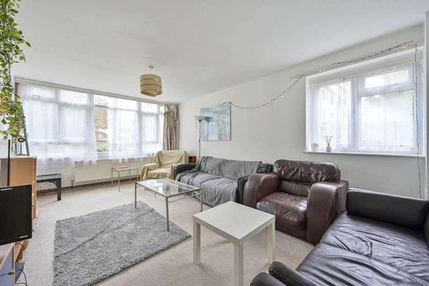 Kersfield Road, Putney Heath, SW15 - Photo 1