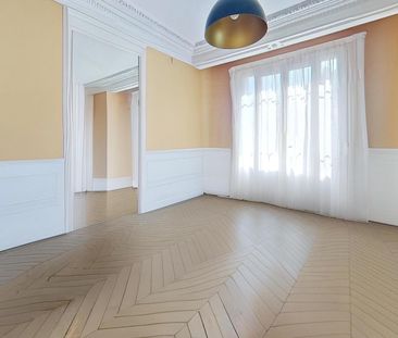 Location Appartement 5 pièces 107m² - Photo 3