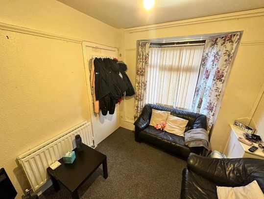 37 Windsor Drive, Belfast, BT9 7FH - Photo 1