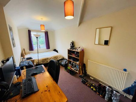 4 bedroom house to rent - Photo 2