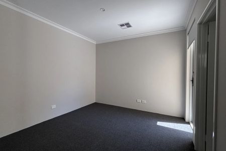 Coastal living at its finest! - Dual Key Living - Photo 5