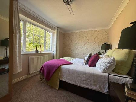 Little Ringdale, Bracknell, Berkshire, RG12 - Photo 2