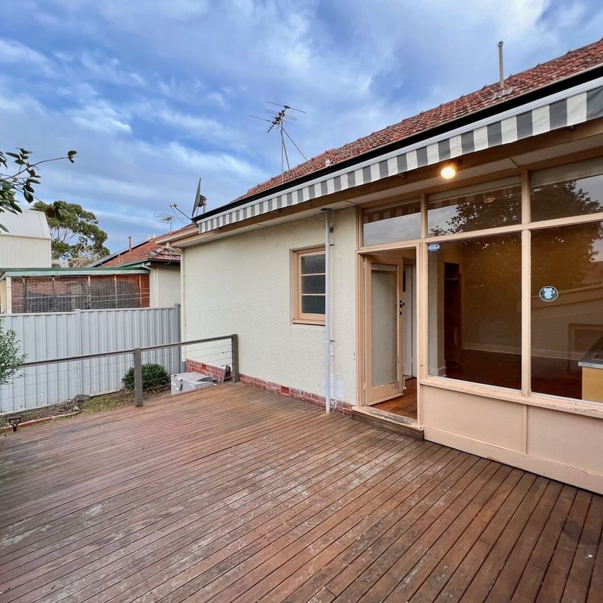 75 Ormond Road, Moonee Ponds VIC 3039 - Photo 1