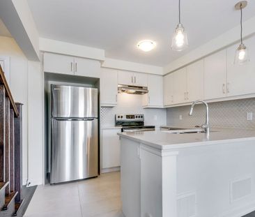 For Lease - 123 Toucan Trail, Oakville, Ontario - Photo 4