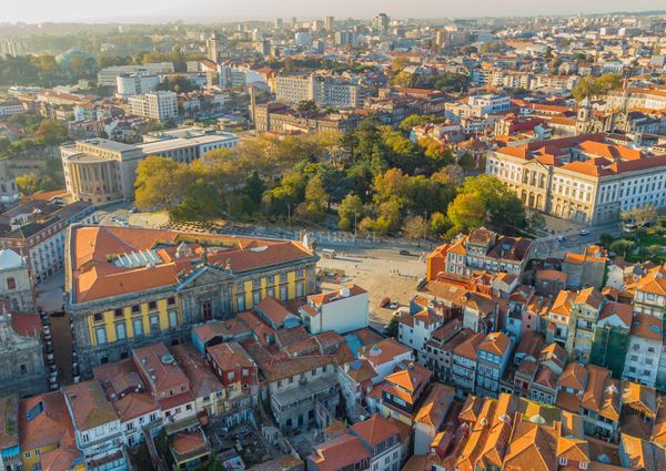 T1 Mobilado e Equipado no Coração do Porto