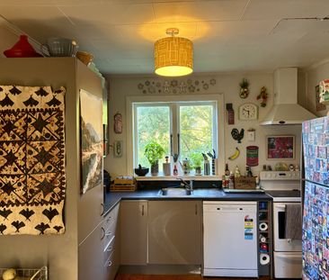 TWO BEDROOM HOUSE WITH VIEWS IN PINEHAVEN - Photo 6