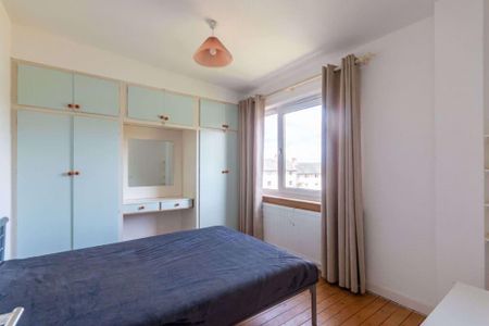 4 bedroom semi-detached house to rent - Photo 4