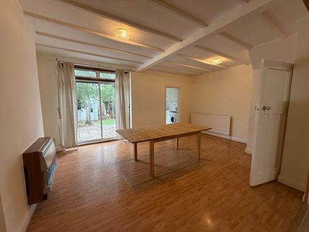 3 bedroom terraced house to rent - Photo 2