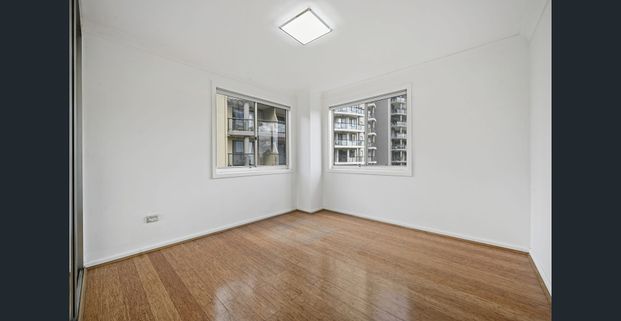 Well Presented Apartment in Prime Westmead Location - Photo 1