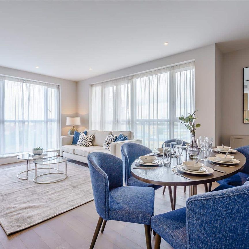 Westferry Circus, E14, London - Photo 1