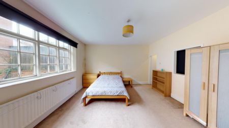 5 bedroom flat to rent - Photo 2