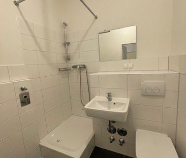 2-Zimmer-Dachgeschosswohnung - Photo 1