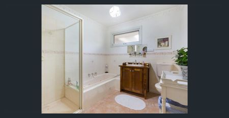 For those craving some space 743sqm - Photo 3