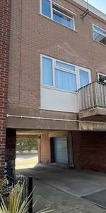 2 bedroom maisonette to rent - Photo 4