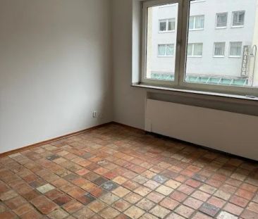 Frisch renovierte 3,5 Zimmerwohnung mit einem zusätzlichen großen o... - Photo 1