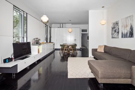 Updated home with versatile family friendly layout. - Photo 2