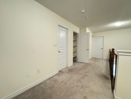For Lease - 47 Bellflower Lane, Richmond Hill, Ontario - Photo 3
