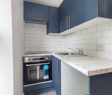 Studio Flat, Lansdowne Road, TW3 - Photo 1