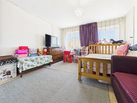 Harvesters Close, Isleworth, Middlesex, TW7 - Photo 2