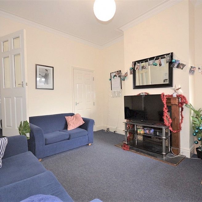 61, Thompson Road, Ecclesall, Sheffield S11 8RB - Photo 1