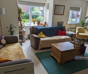 2 bedroom flat to rent - Photo 2