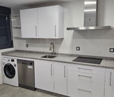 Piso de alquiler en Calle Matilde Tagle Ortiz, 22, Avenida Elvas - Foto 2