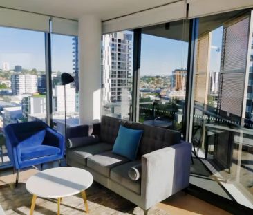 Studio-2-21507 - Photo 4