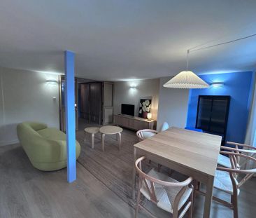 4 PLACE RASPAIL - Photo 3
