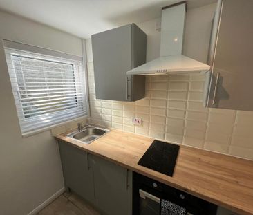 1 bedroom terraced house to rent - Photo 6