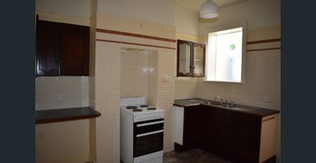 Character Terrace - Photo 2