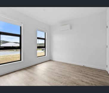 Fully accessible HPS home - comfort, quality & thoughtful design - Photo 4