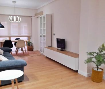 Piso de alquiler en Calle Sant Francesc Xavier, 12, Centro - Photo 2