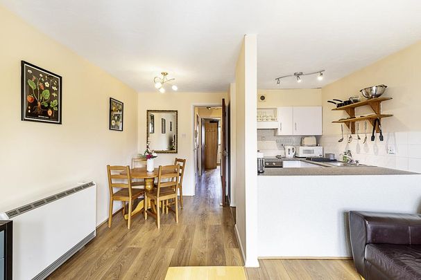 1 bedroom flat to rent - Photo 1