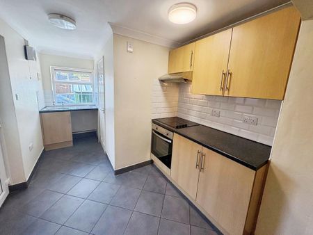 1 bedroom flat to rent - Photo 5