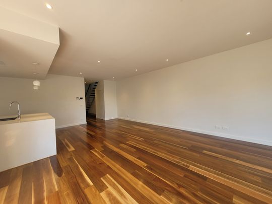 32B Simon Street - Photo 1