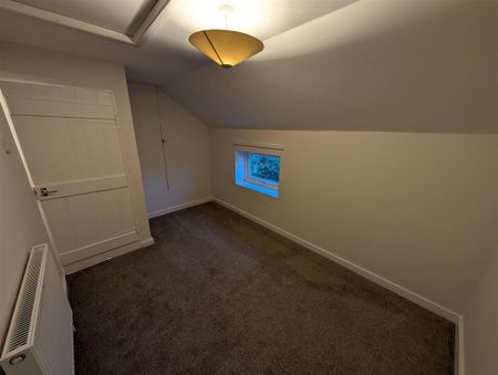 3 bedroom semi-detached house to rent - Photo 3