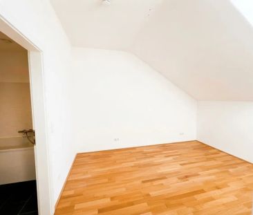 UNBEFRISTET: Klimatisierte 2-Zimmer Dachgeschosswohnung nahe Belvedere - Photo 5