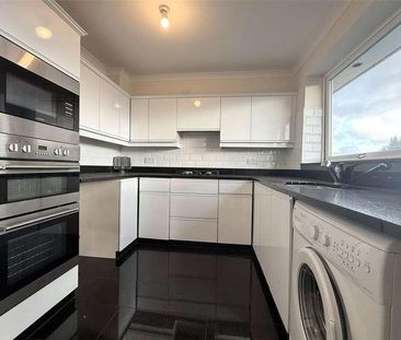 Alderman Close, Welham Green, North Mymms, Hatfield, AL9 - Photo 5