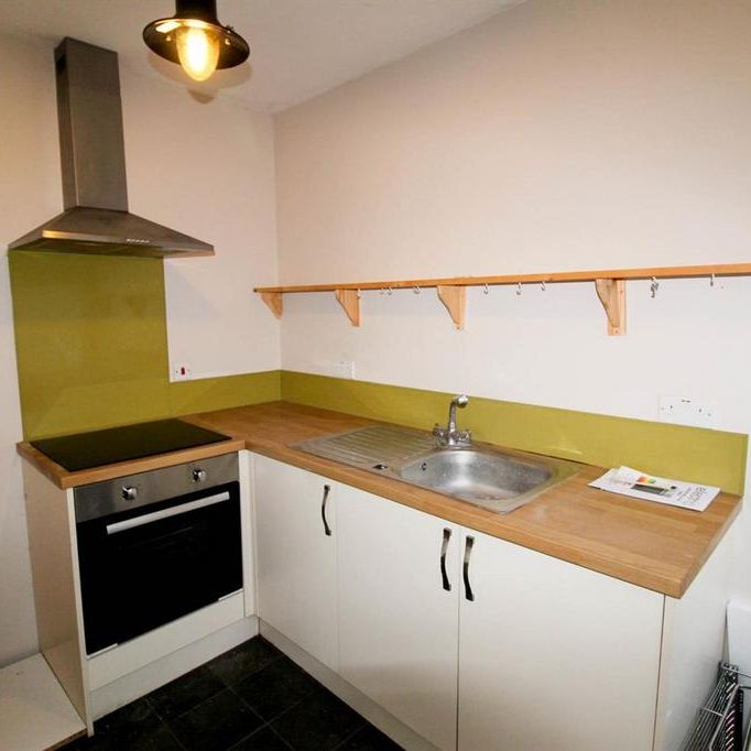 1 bedroom flat to rent - Photo 1