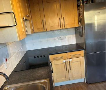 Attlee Close, Lutterworth, LE17 - Photo 6