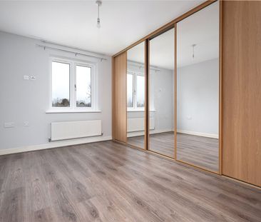 Swan Road, West Drayton, Middlesex, UB7 - Photo 2